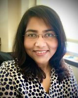 Harini Sreenivasappa, gerente del Centro de Imágenes Celulares [Cell Imaging Center] de la Universidad Drexel